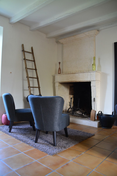 French property for sale in Bors (Canton de Tude-et-Lavalette), Charente - €619,000 - photo 9