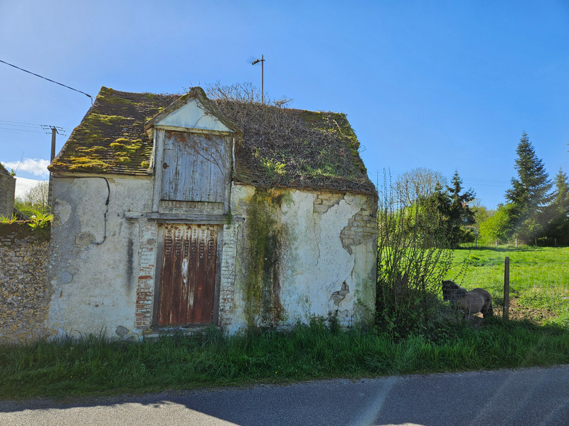 French property for sale in Nonant-le-Pin, Orne - €137,000 - photo 6
