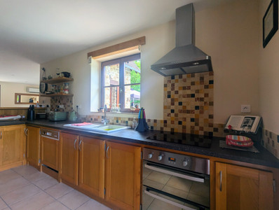 French property for sale in Saint-Pierre-de-Frugie, Dordogne - €290,000 - photo 5