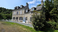 Maison à vendre à Domfront en Poiraie, Orne - 148.351 € - photo 1