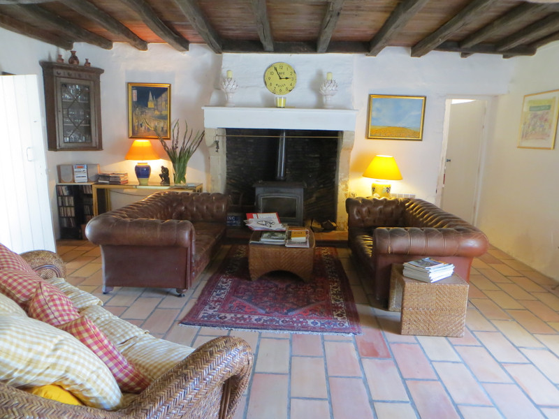 French property for sale in Sainte-Hermine, Vendée - &#8364;250,000 - photo 2