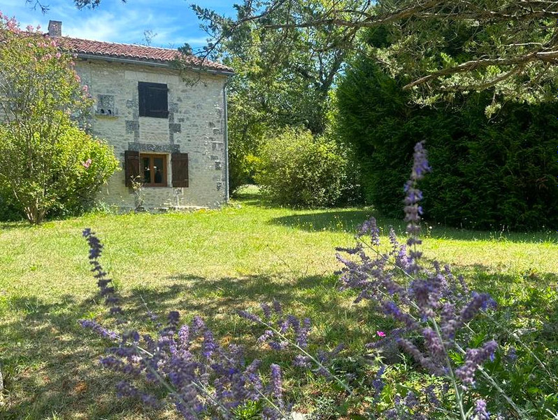 French property for sale in Champagne-et-Fontaine, Dordogne - €275,000 - photo 1