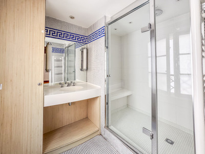 French property for sale in Paris 4e Arrondissement, Paris - €1,090,000 - photo 3