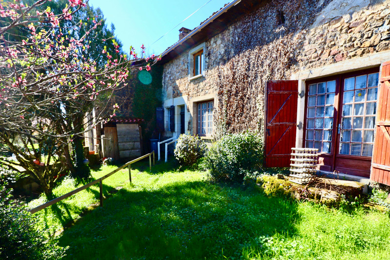 French property for sale in Écuras, Charente - €60,000 - photo 1