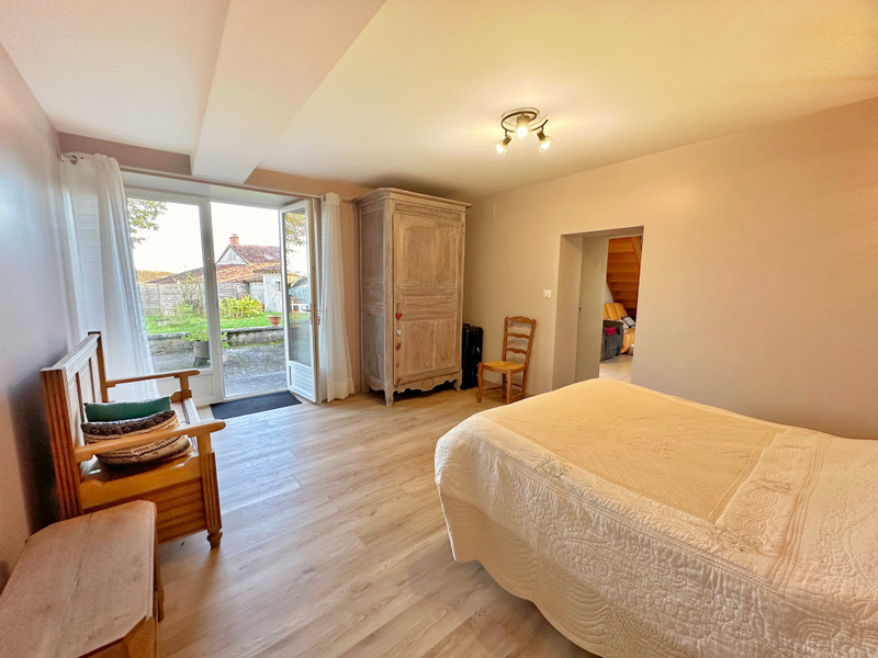 French property for sale in Aubeterre-sur-Dronne, Charente - €225,000 - photo 7