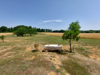 French property for sale in Angoulême, Charente - €840,000 - photo 9
