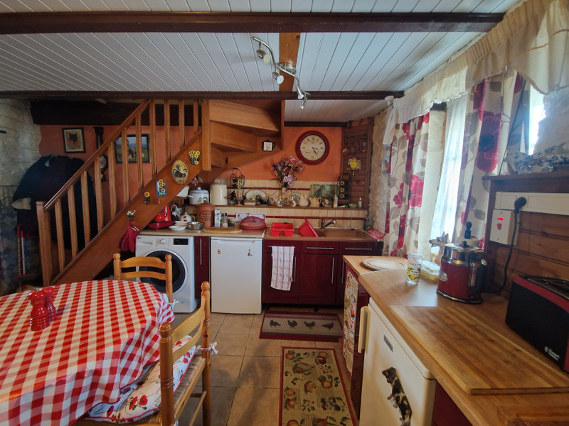 French property for sale in Plougonver, Côtes-d'Armor - €160,000 - photo 4