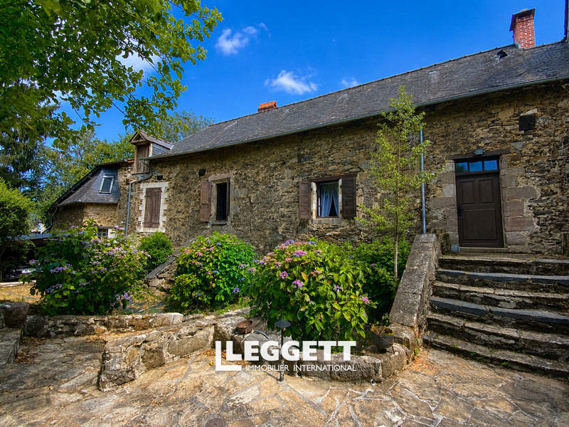 Maison 6 pièce(s), SAINT-SOLVE