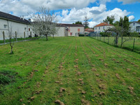 Maison à vendre à Brillac, Charente - 99.000 € - photo 9