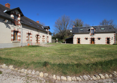 Maison à vendre à Châtillon-sur-Indre, Indre, Centre, avec Leggett Immobilier