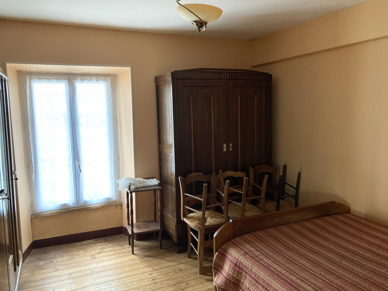 French property for sale in Millac, Vienne - €66,600 - photo 5