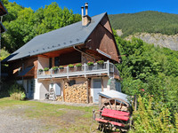 Chalet à vendre à Saint-Jean-d'Arves, Savoie - 314.950 € - photo 1
