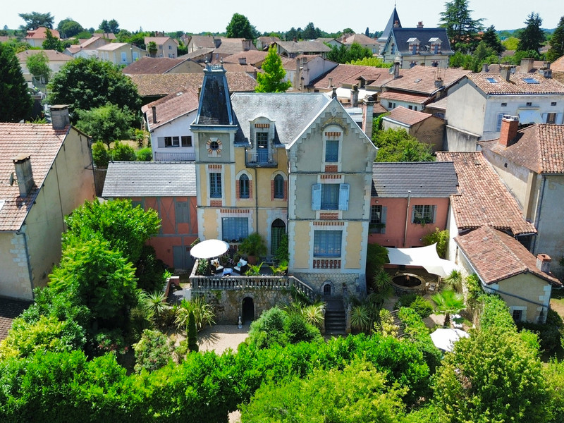 French property for sale in Bergerac, Dordogne - €474,750 - photo 0