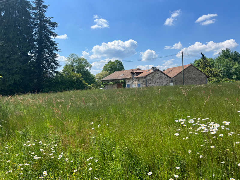 French property for sale in Marval, Haute-Vienne - €233,000 - photo 2