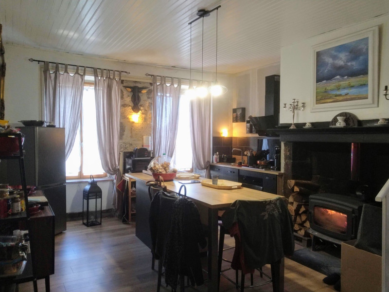 French property for sale in Pleaux, Cantal - &#8364;64,950 - photo 5