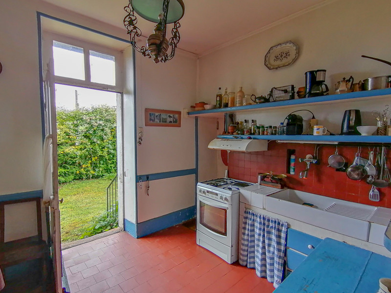 French property for sale in Épinac, Saône-et-Loire - &#8364;240,000 - photo 4