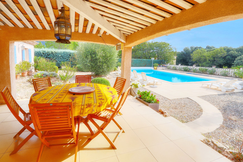 French property for sale in Rustrel, Vaucluse - €590,000 - photo 9