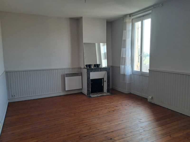 French property for sale in Cadillac-en-Fronsadais, Gironde - €224,700 - photo 1
