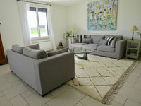 Maison à vendre à Saint-Savinien, Charente-Maritime - 299.999 € - photo 3