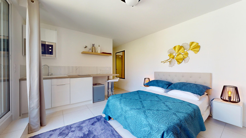 French property for sale in Sanary-sur-Mer, Var - €745,000 - photo 9