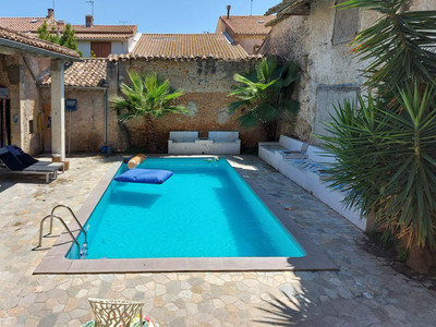 Maison à vendre à Cazouls-lès-Béziers, Hérault, Languedoc-Roussillon, avec Leggett Immobilier