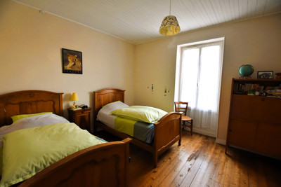 French property for sale in Benon, Charente-Maritime - €367,000 - photo 6
