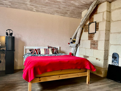 French property for sale in Chinon, Indre-et-Loire - €277,000 - photo 7