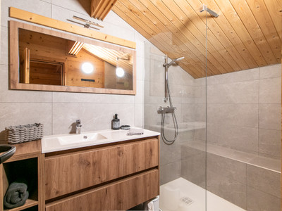 Ski property for sale in Morillon - €430,000 - photo 8