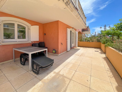 French property for sale in Callian, Var - €205,000 - photo 9