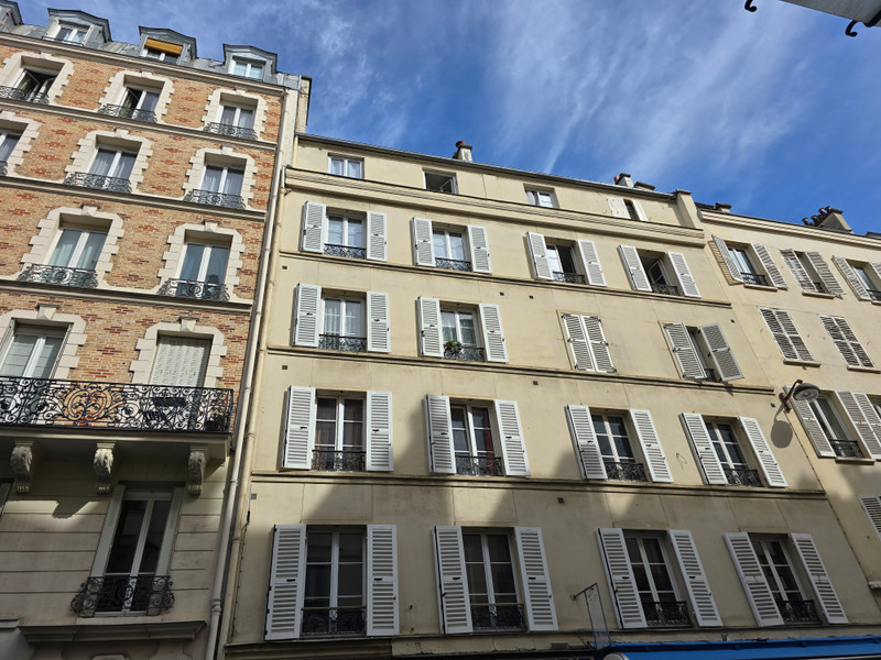 French property for sale in Paris 7e Arrondissement, Paris - €215,000 - photo 2