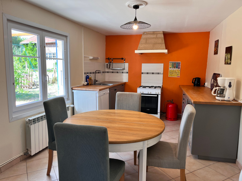 French property for sale in Saint-Simon-de-Bordes, Charente-Maritime - €473,000 - photo 8