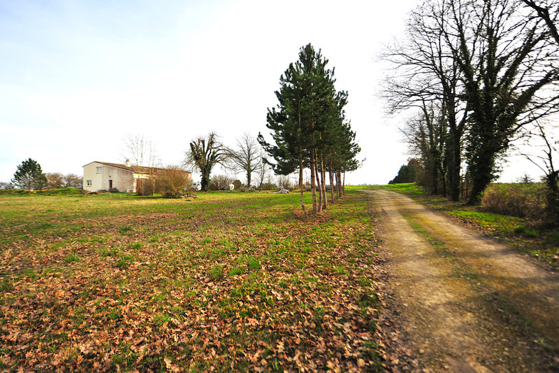 French property for sale in Naussannes, Dordogne - €394,320 - photo 2