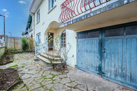 houses and homes for sale inDaxLandes Aquitaine