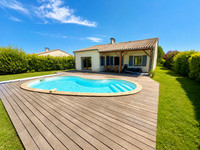 Propriété à vendre à Chalais, Charente - 246 100 € - photo n°1