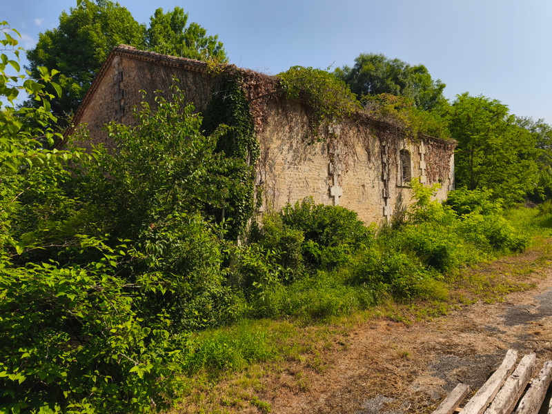 French property for sale in La Rochebeaucourt-et-Argentine, Dordogne - €49,600 - photo 3