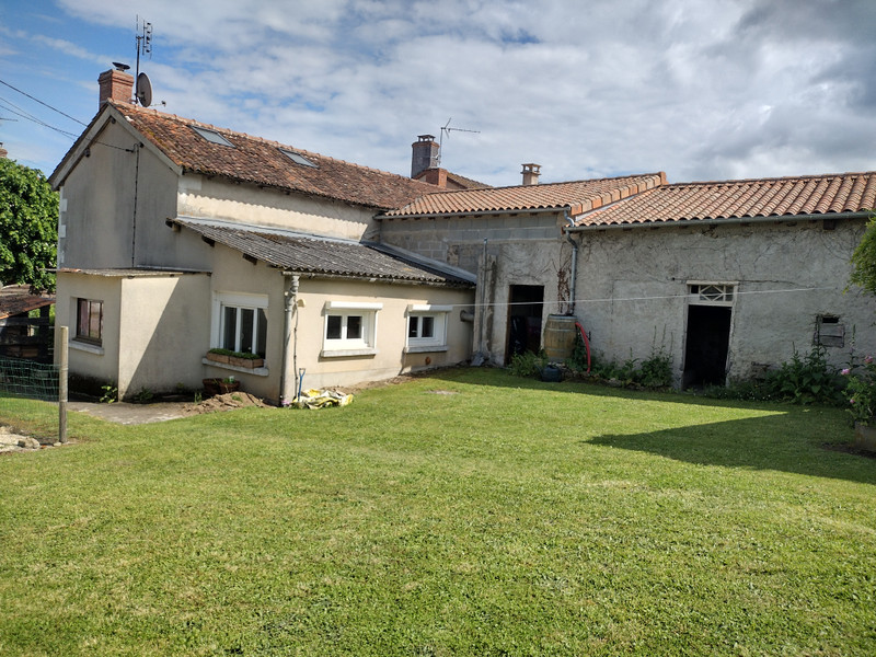 French property for sale in Moulismes, Vienne - €88,000 - photo 1
