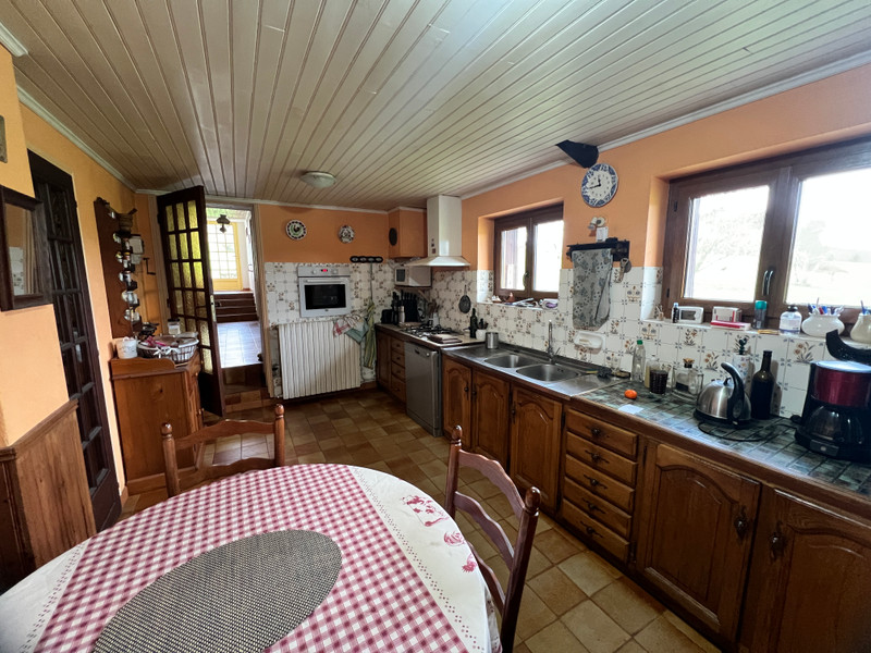 French property for sale in Boresse-et-Martron, Charente-Maritime - €253,000 - photo 4