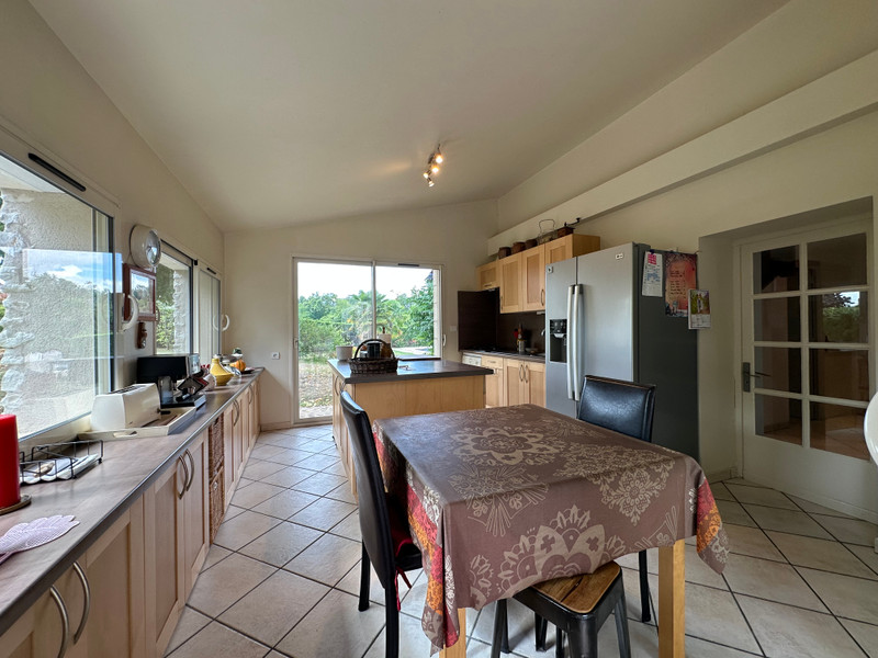 French property for sale in Trélissac, Dordogne - €371,000 - photo 5