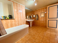 Maison à vendre à Rochechouart, Haute-Vienne - 217.500 € - photo 9