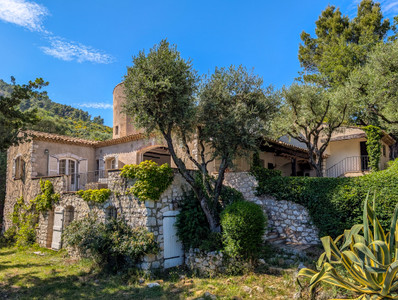 house for sale in Provence-Côte-D'Azur (Provence - Alpes - Côte d'Azur)