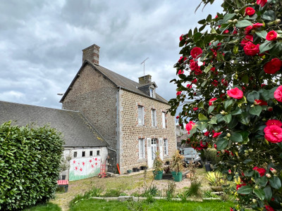 Maison à vendre à Buais-Les-Monts, Manche, Basse-Normandie, avec Leggett Immobilier