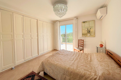 French property for sale in Vence, Alpes-Maritimes - €1,185,000 - photo 7