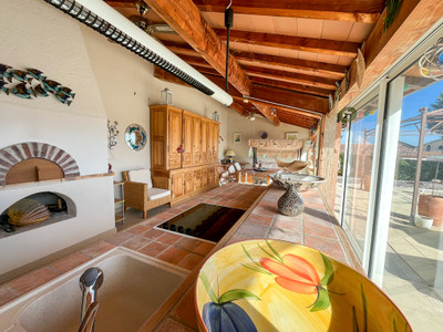 French property for sale in Roujan, Hérault - €450,000 - photo 9