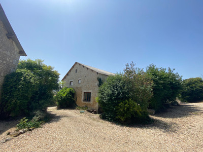 French property for sale in Chevanceaux, Charente-Maritime - €450,000 - photo 5
