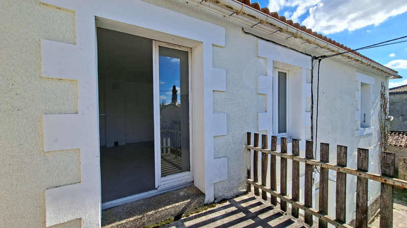 French property for sale in Lonnes, Charente - €117,720 - photo 7