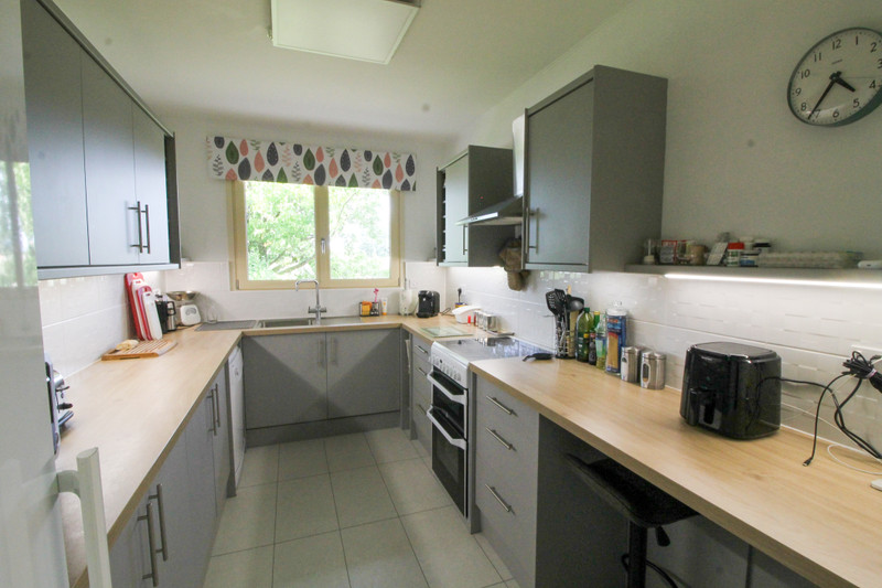 French property for sale in Vouvant, Vendée - €232,670 - photo 2