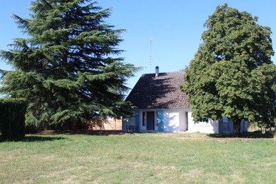 Maison à vendre à Saint-Christophe-en-Boucherie, Indre, Centre, avec Leggett Immobilier