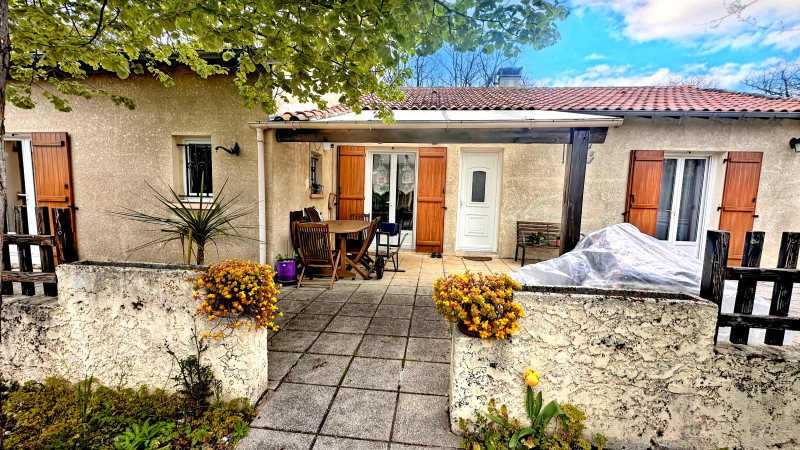 Propriété à vendre à Ribérac, Dordogne - 246 100 €