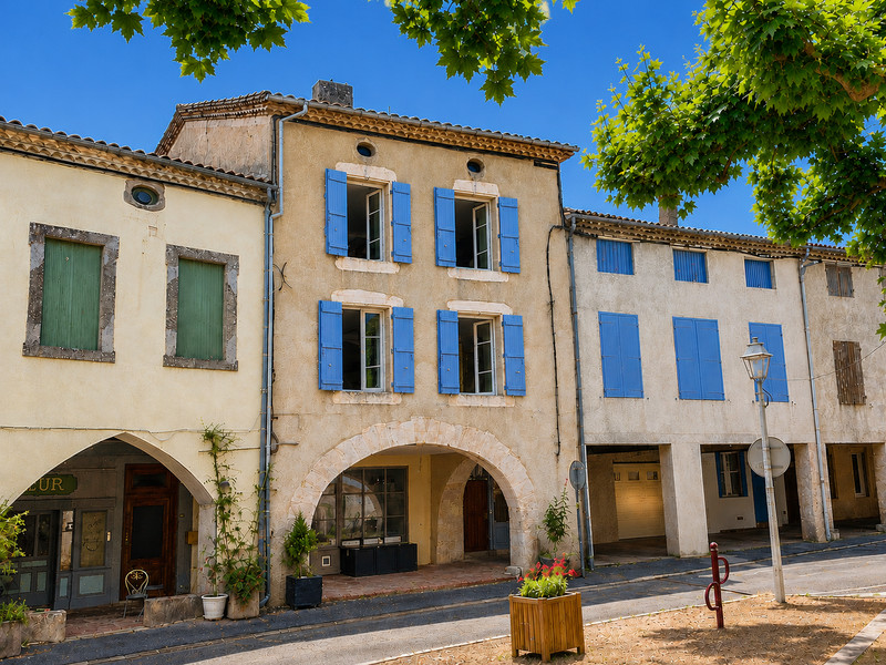 French property for sale in Sos, Lot-et-Garonne - €275,000 - photo 0