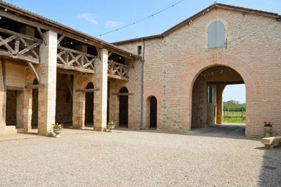 French property for sale in Marmande, Lot-et-Garonne - €1,369,000 - photo 6